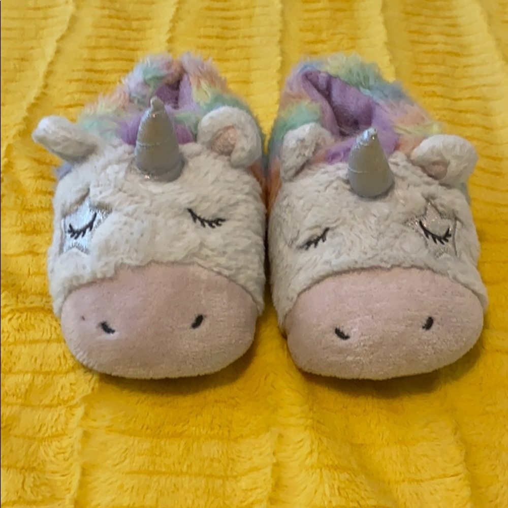 Girls unicorn slippers